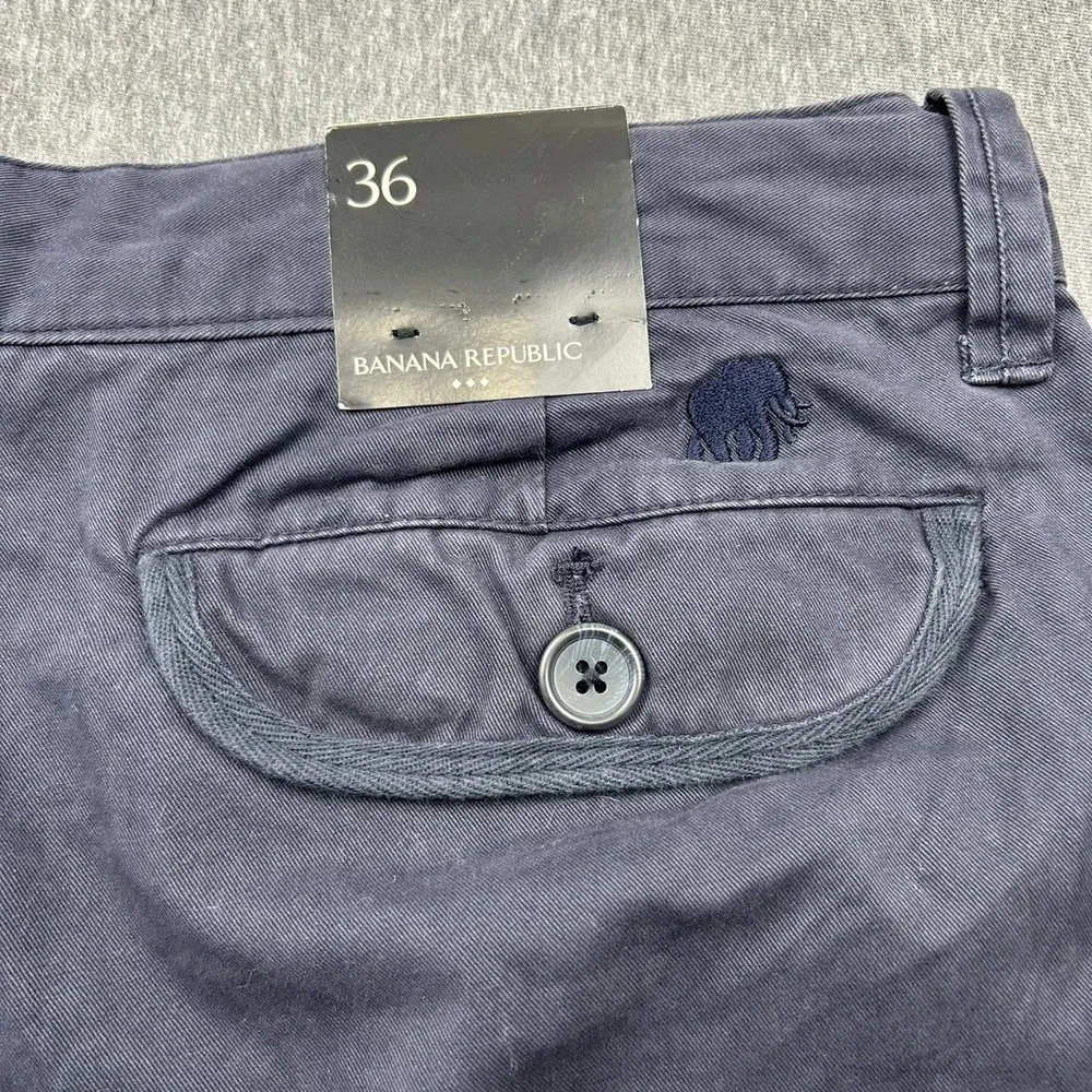 Banana Republic Cotton Cargo Shorts Mens 36x10 Navy Blue Flat Front NEW
